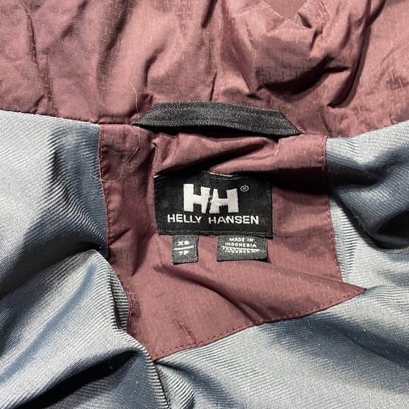 XS Helly Tech ski jacket. Burgundy and Pink. Used excellent condition. - Picture 6 of 9